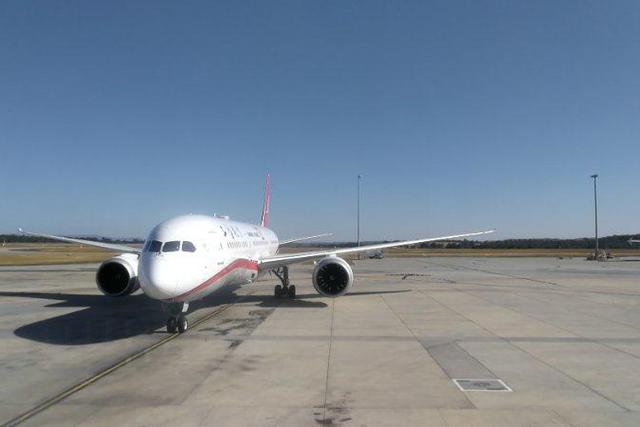 新春新启航 上海航空787首飞新加坡、墨尔本