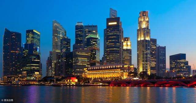 新加坡：用有限资源创造附加价值