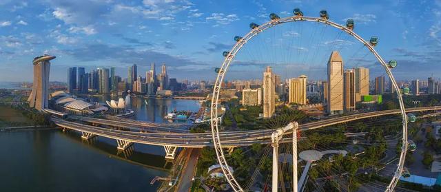 在中国大陆对香港的加持下，新加坡终将沦为平庸吗？