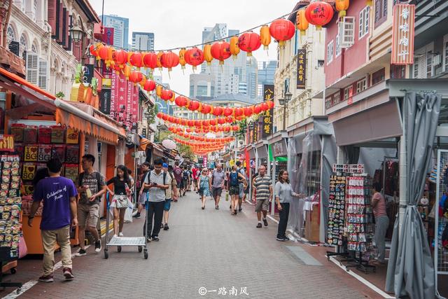 新加坡这个地方花里胡哨，却是第一批华人聚居地，今为旅游胜地！