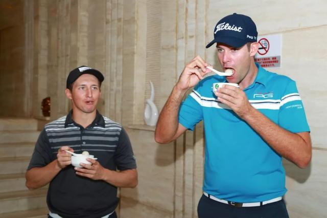 美巡系列赛-中国·国际资格赛，新加坡新星哈迪领跑首轮