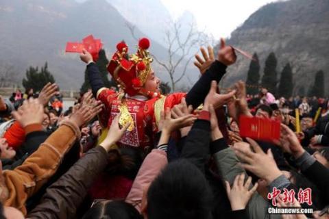 红包来咯！各国发红包都有啥习俗，快来了解一下