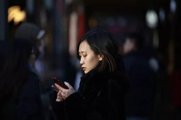 东南亚团伙设“杀猪盘”专骗中国人 有人被骗数百万