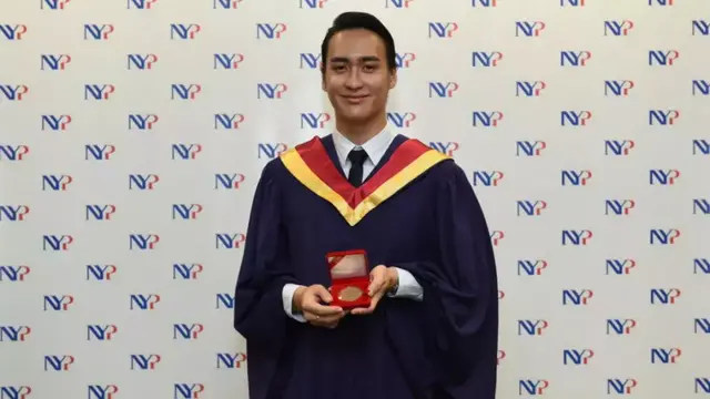 因考砸N水准弃学，如今从新加坡南洋理工学院以优等生正式毕业