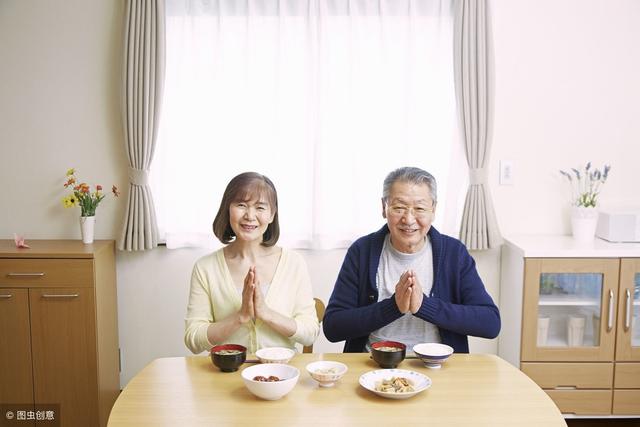 日本人是最长寿人群，其5个长寿秘诀是关键，做到后长寿与你有缘