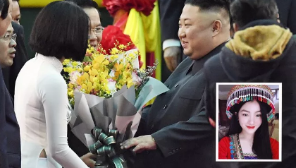19岁的她，被选中向金正恩献花！见面时金正恩的一个举动令她惊讶又幸福