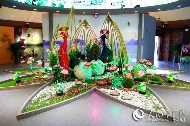 南宁园博园中国—东盟友谊馆：连心桥上绽放友谊之花