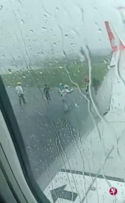 印尼狮航客机滑出跑道 与之前失事航班有无关联？