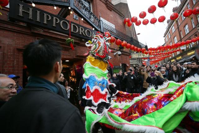述评丨透过春节，世界感知日新的中国