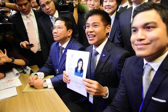 泰国王姐姐参选风波发酵 法院受理解散泰爱国党案