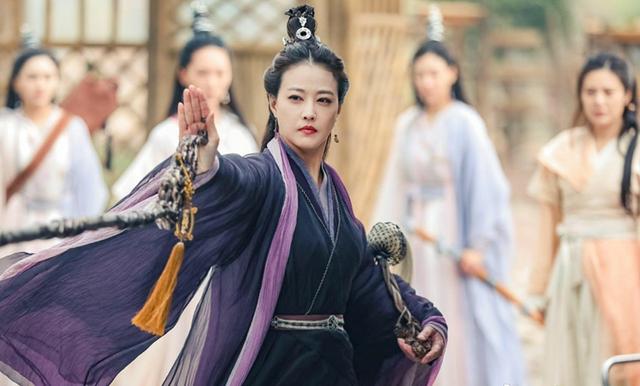 周海媚从周芷若变灭绝师太，《倚天屠龙记》中的“隐藏美人”你最爱哪个？
