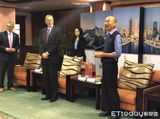 美、日集体登门“补课”，韩国瑜被封“蔡英文最怕的男人”？