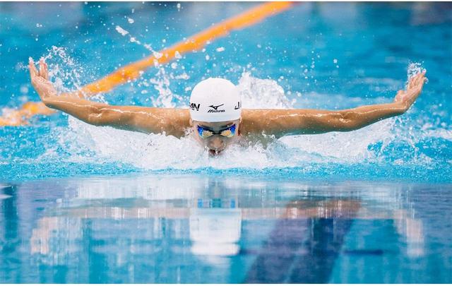 日本最有才华的游泳运动员罹患白血病，世界泳坛为她加油送祝福！