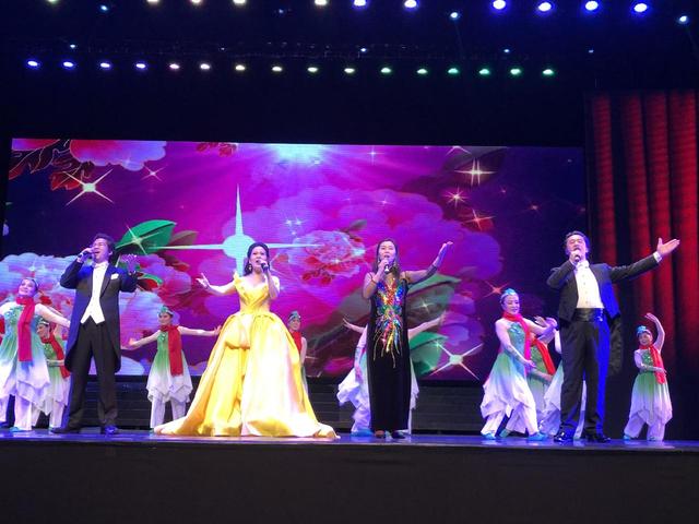 吴颂今中国风演唱会唱响狮城 开启2019亚洲国际艺术节