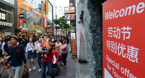 中国春节出境游创新高：多国绞尽脑汁迎游客