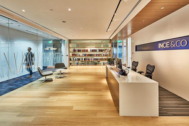 活力多彩 跨国律所Ince & Co新加坡办公设计欣赏