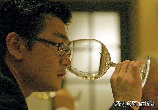 一位华人在美国成为了红酒大师？（一）疯狂挥霍