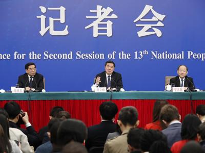 如何推动经济高质量发展？发改委回答了这些热点问题（附全文实录）