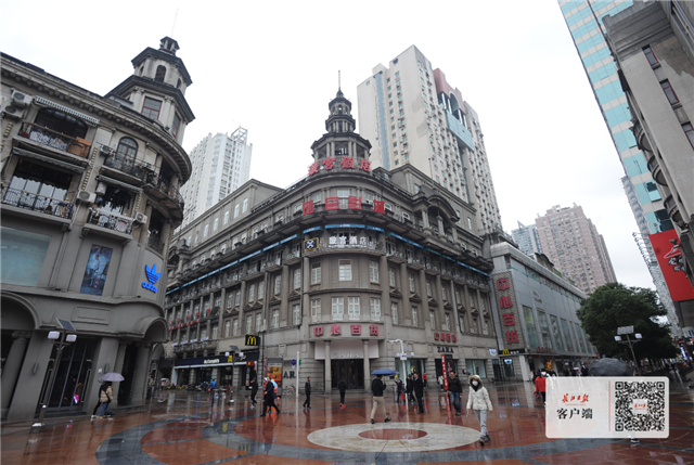 全国小商品进城，全球商家进门，民营资本进店，武汉商界开放三幕