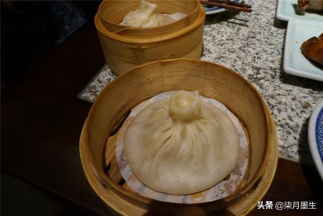 美食人气王“南京大牌档”火遍全国,好吃到排队2小时也值得?