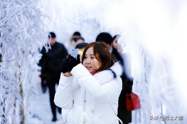 这个冬季，新疆旅游很“燃”