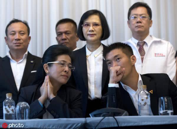 泰国七政党组成联盟，要求巴育下台