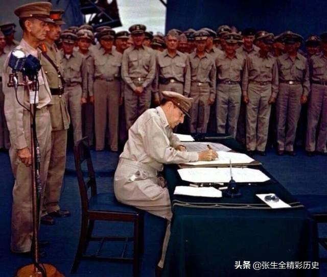 日本投降时，麦克阿瑟为何用6支笔签字？这些笔都到哪里去了