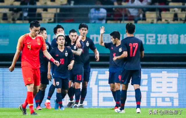 卡纳瓦罗一战创造3大耻辱！中国队时隔6年再输泰国，还要转正吗？