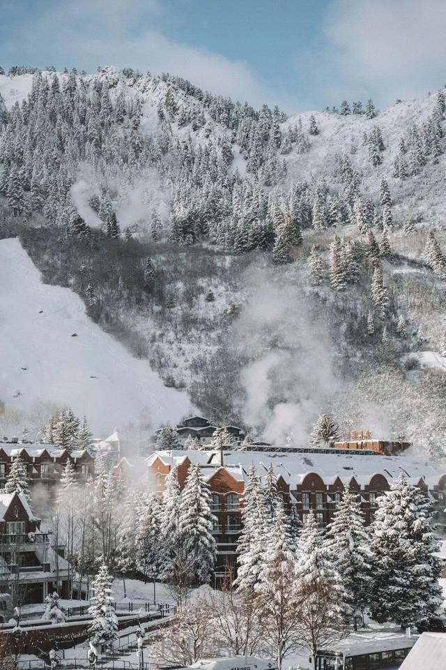 看世界 · 旅游 | 在冰雪世界阿斯彭赏一场雪地圣战