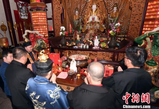 东南亚海丝信俗参访团参访福州三坊七巷天后宫