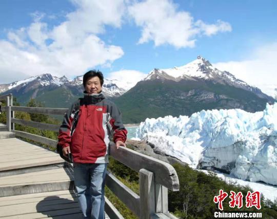 中国大叔用脚步丈量世界 20余年走遍233个国家和地区