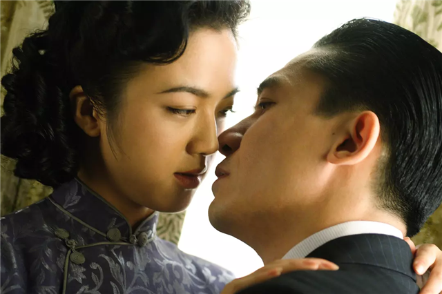 香港金像奖10部最佳亚洲电影：日本上榜4部，2部还得了奥斯卡