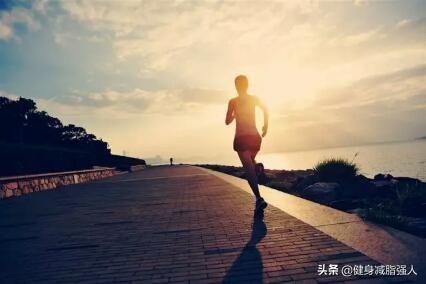 跑步机VS户外跑，二者有何不同？进来看看就知道了