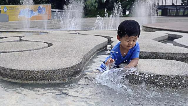 气愤！大马又要给新加坡涨水费，从中国买水行得通吗？