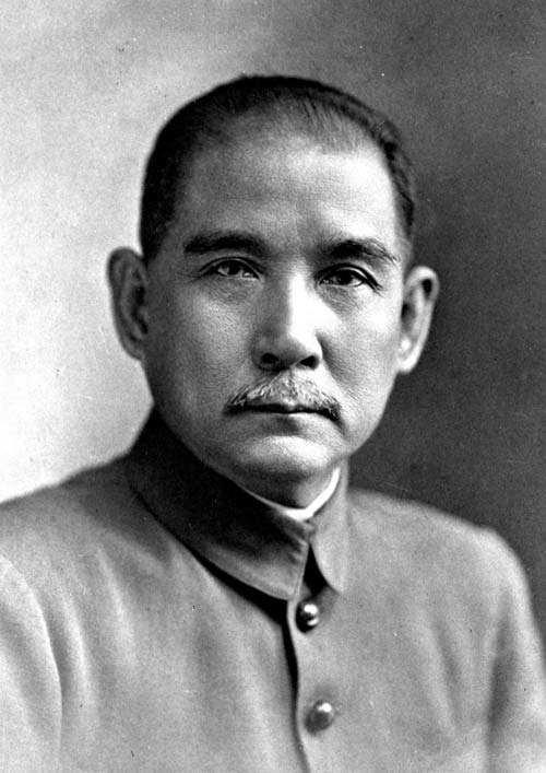 你知道吗，中山服的由来和孙中山的简朴生活有直接关系