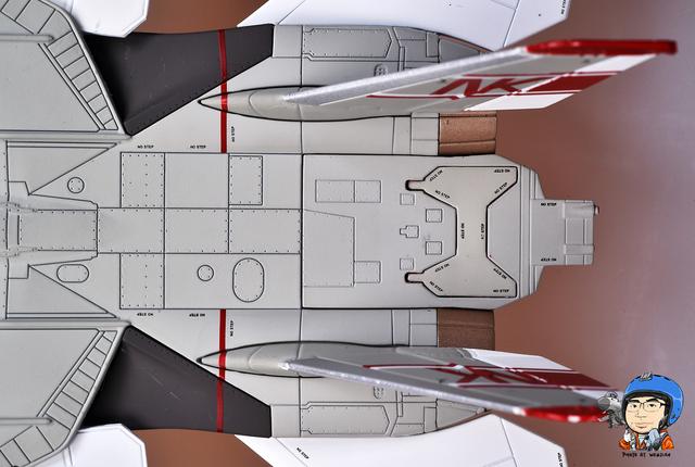 没有做不到！Calibre Wings F-14A VF-1 合金成品模型测评