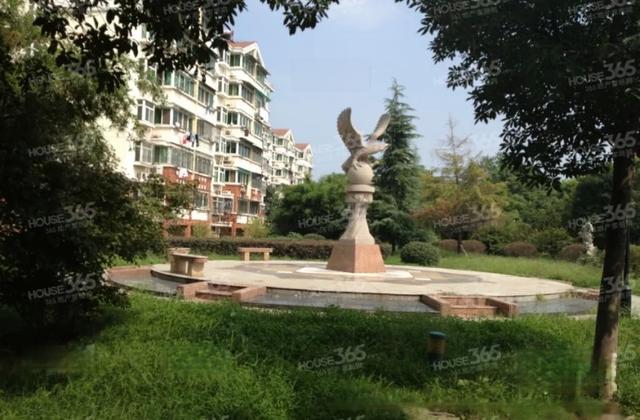 南京龙海新加坡花园城北园点评：首付30万拿下方洲广场地铁盘！