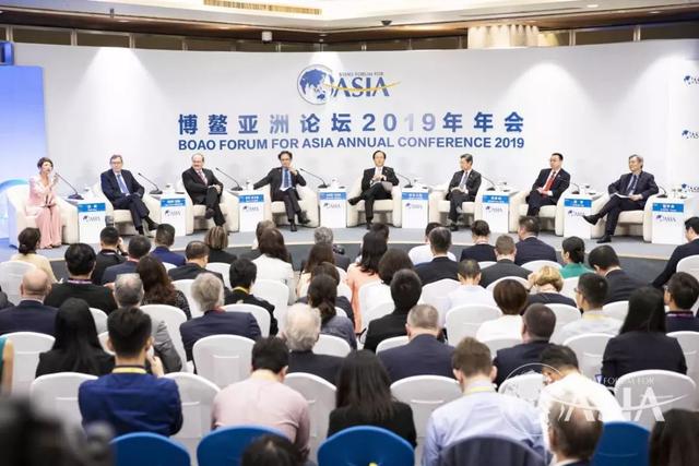 博鳌现场|六国专家谈世界经济 最担心的不止是钱的事！