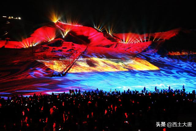 这个冬季，新疆旅游很“燃”