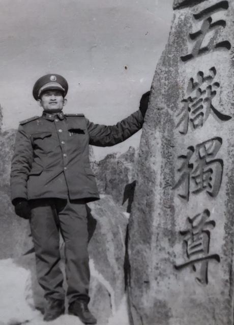 他现在横行不霸道，40年前如何，当年的“闺蜜”透漏了实情