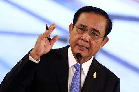 泰国总理巴育将深入“他信家族势力范围”