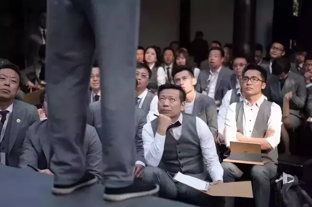 胡彦斌的湖畔学长：周航的易到、汪小菲的俏江南、张旭豪的饿了么