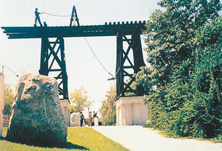 国外的华人丰碑