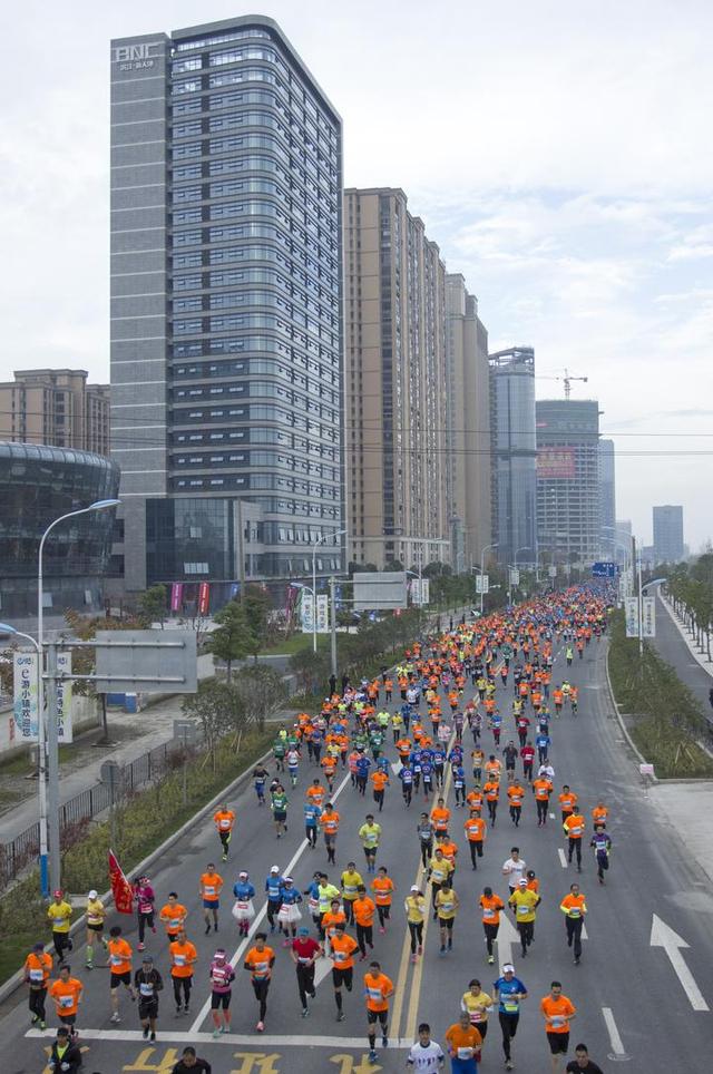 品质之城，在奔跑中拔节生长——从曹娥江马拉松赛事的成长看城市能级提升