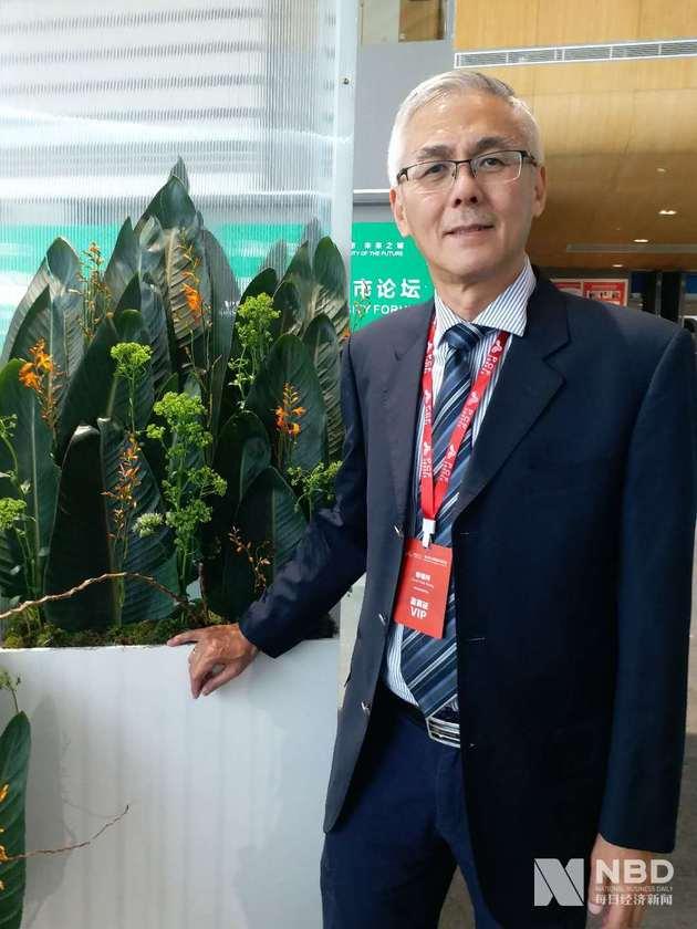 对话新加坡国家园林署署长蔡福祥：花园城市不仅“亲人”，还要“亲生物”