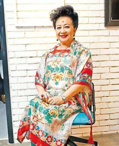 薛家燕入行60年承认想抱孙子但儿子还年轻 想为女儿招女婿