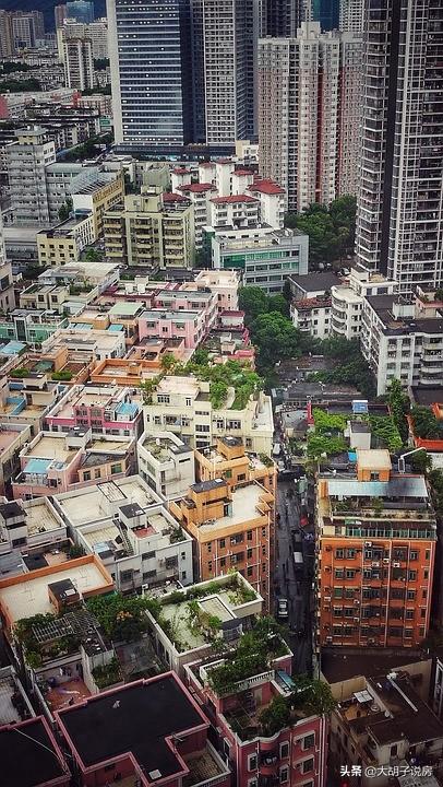 藏污纳垢的城中村拖了城市发展的后腿？