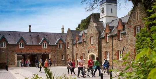 英国斯旺西大学赴英国留学千万不能错过这所学校！
