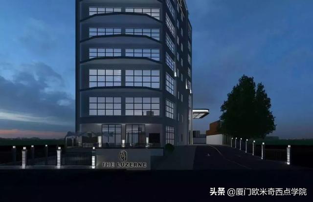 听说这家酒店里还藏着一个陶瓷博物馆