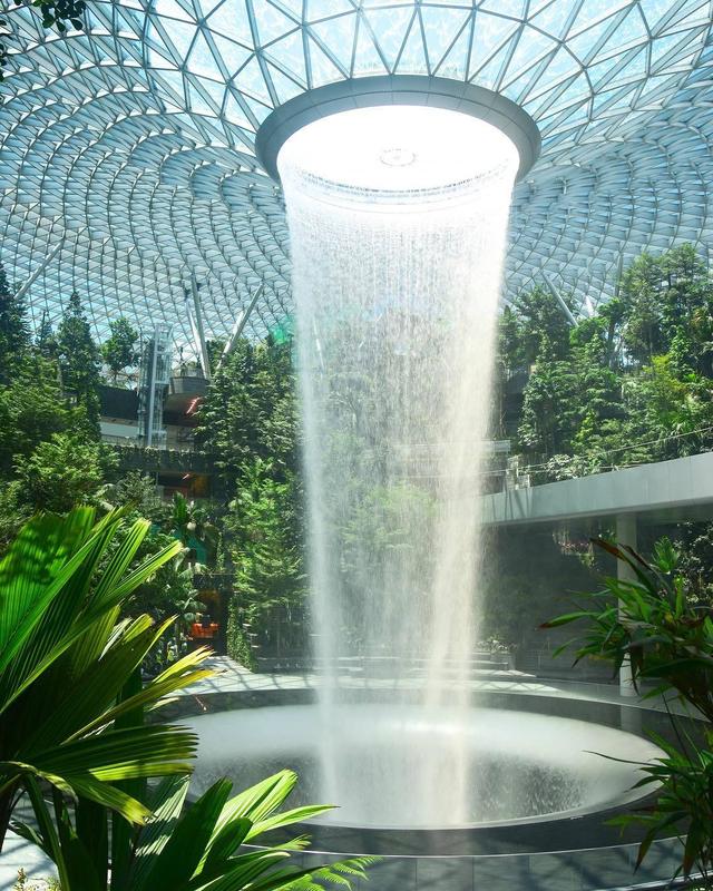 花费85亿的全球最美机场到底长啥样啊？